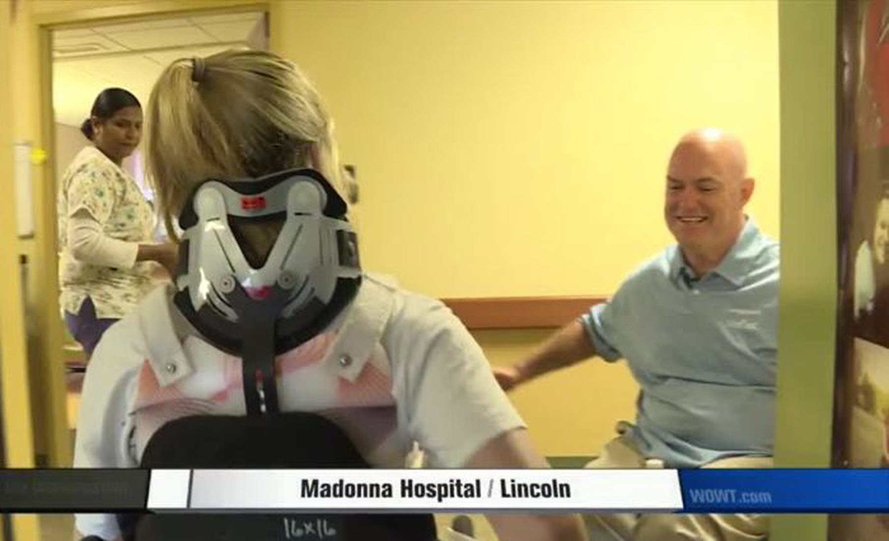 paraplegic man mentors a newly injured patient