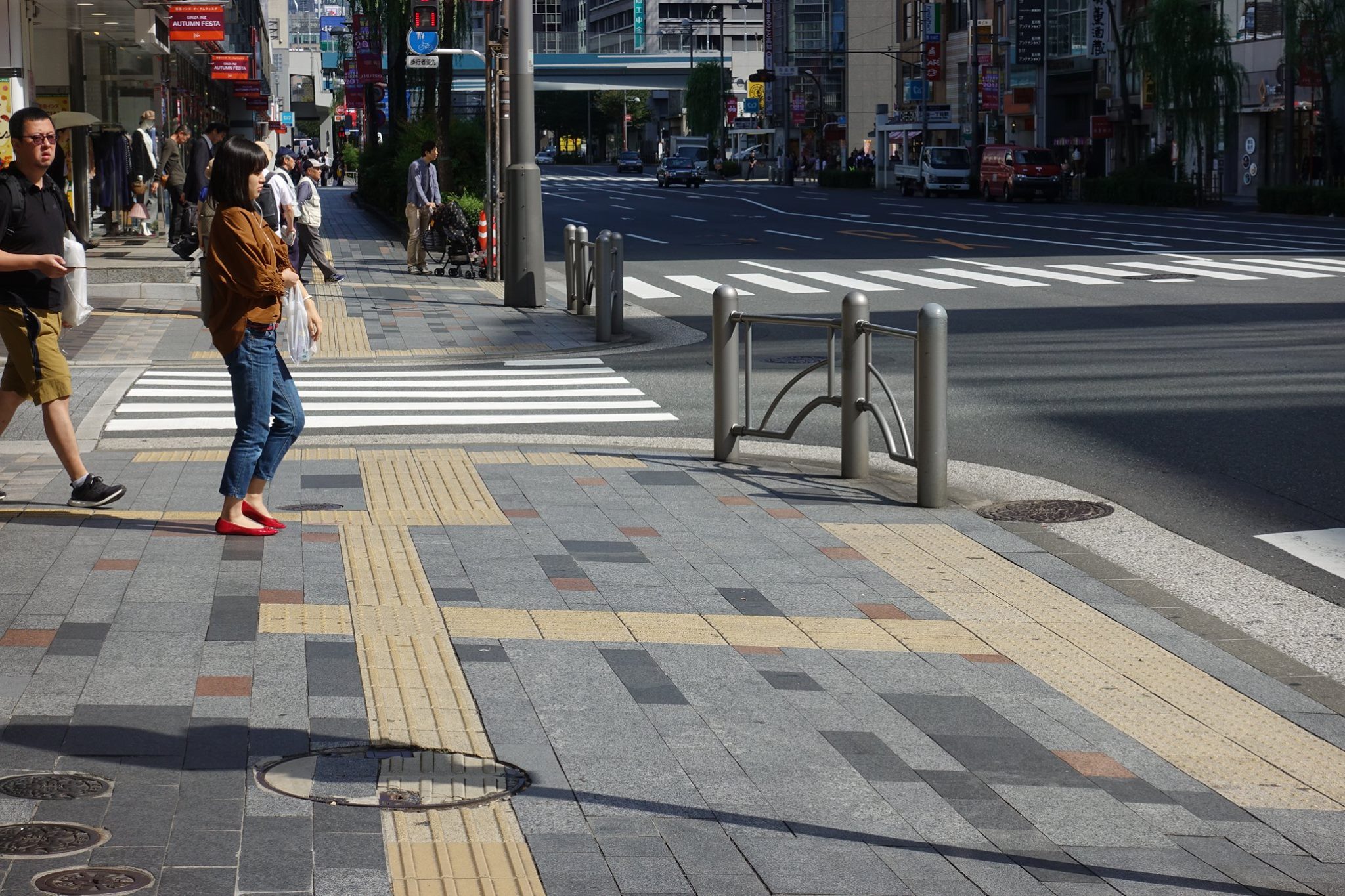 Accessible sidewalk in Tokyo