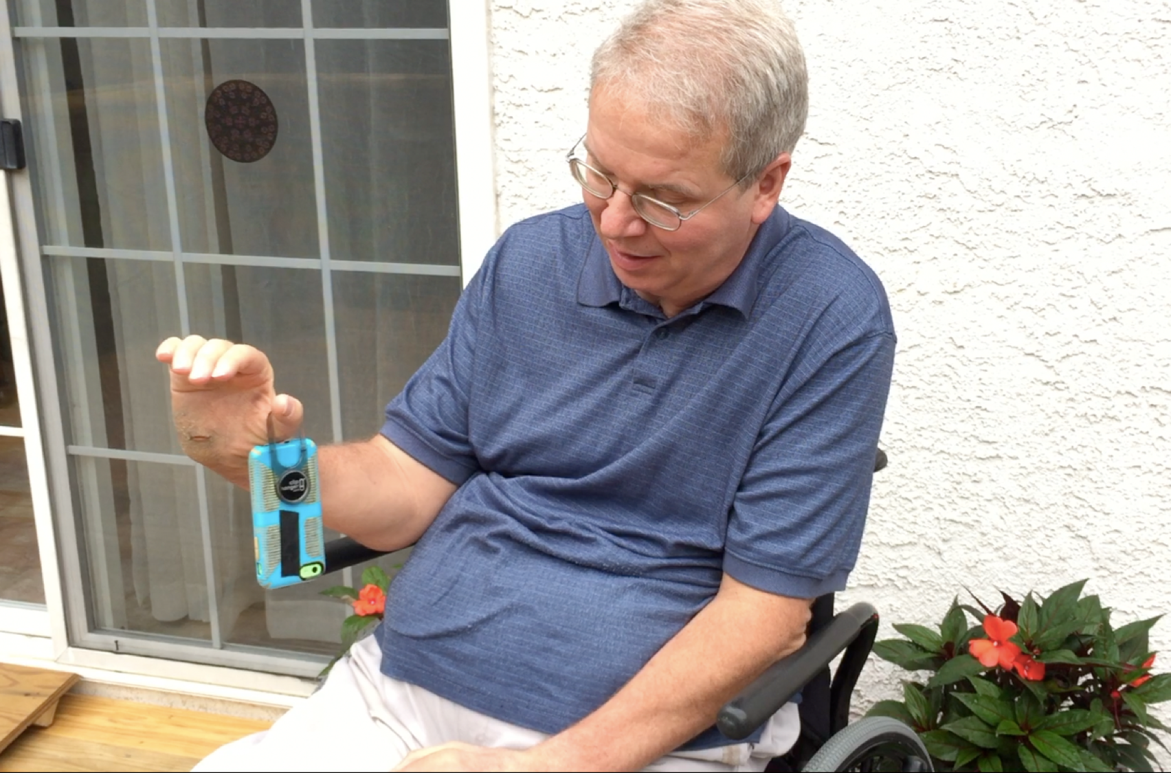 media-element file-wysiwyg-small-left